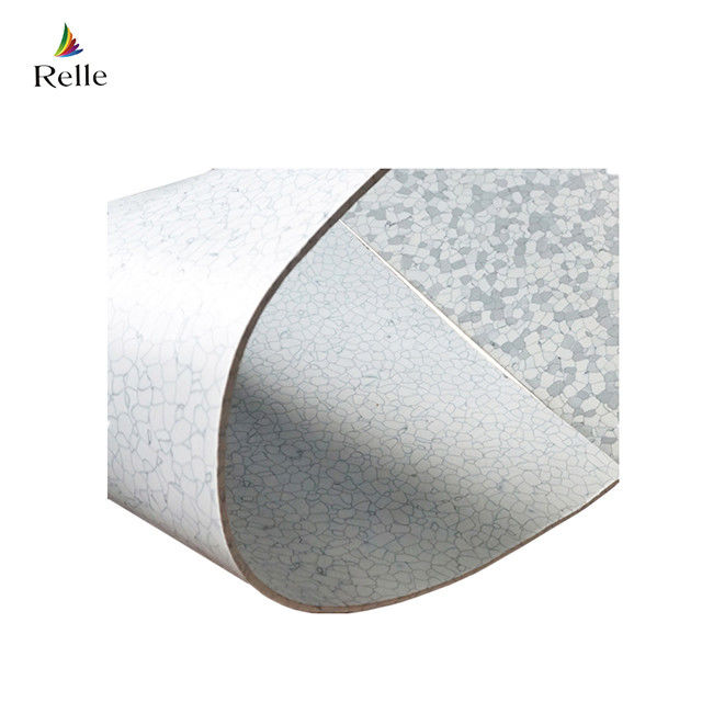 Ochrona ESD Podłoga antystatyczna 600x600 Plastikowa podłoga pokrywająca 1,8 mm-3,0 mm