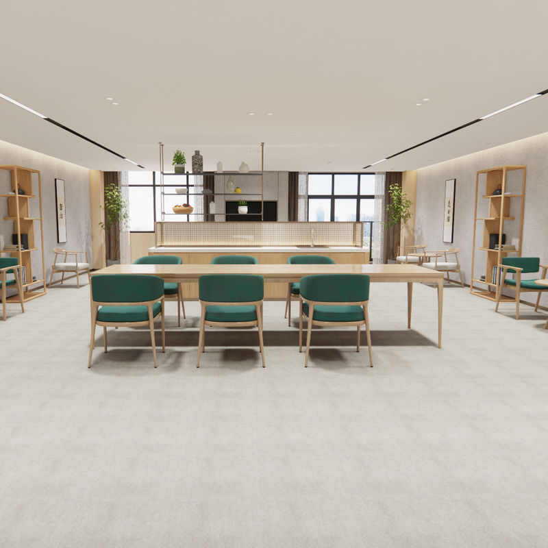 Heterogeniczne wykładziny podłogowe odporne na zarysowania i miękkie w dotyku do miejsc o dużym natężeniu ruchu